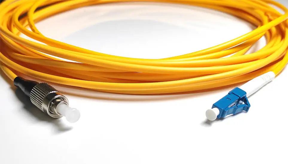 Latiguillo de fibra óptica FC a LC