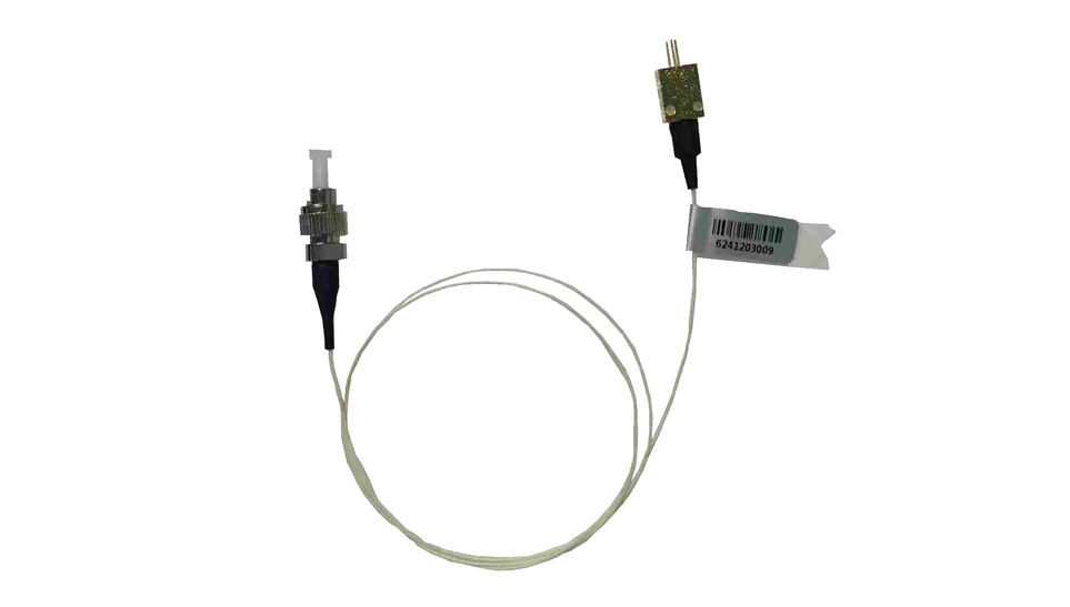 Diodo láser acoplado a fibra PM de 640nm y 100mW