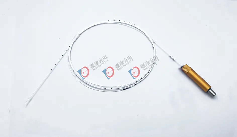 Fibra de emisión radial